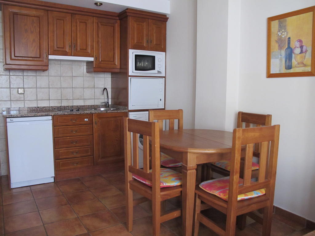 Apartamentos Casa Espanol Broto Eksteriør bilde